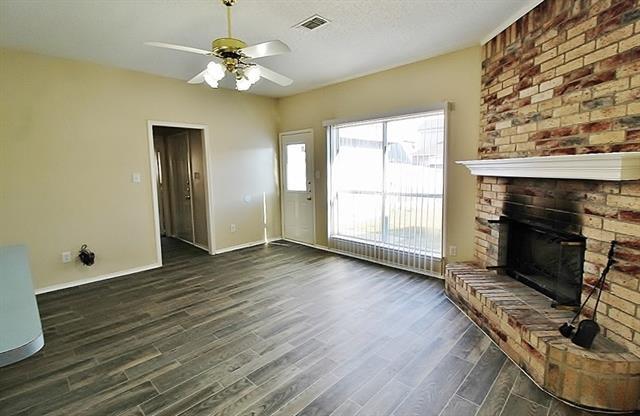 Building Photo - 948 Applewood Dr