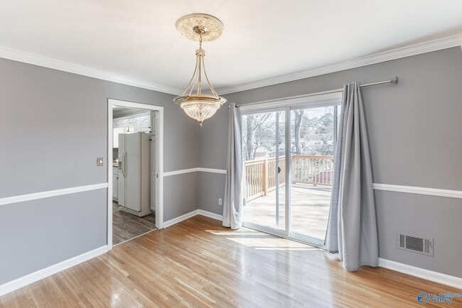 Building Photo - 1116 Tyler Rd NW