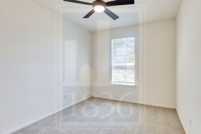 Building Photo - 872 Centerra Hills Cir