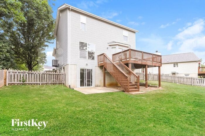 Building Photo - 546 White Fence Dr