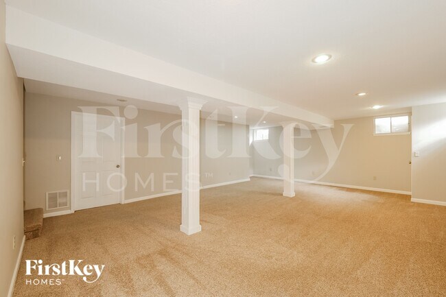 Building Photo - 14707 S Murray Ln