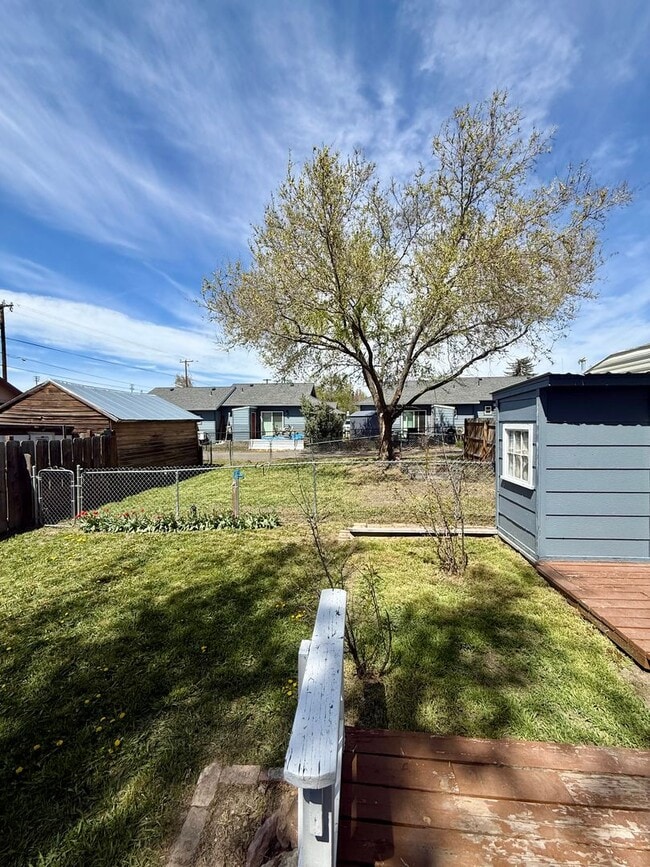 Building Photo - 1 Bed 1 Bath House 2 miles from Oit and Sky Lakes Medical Center