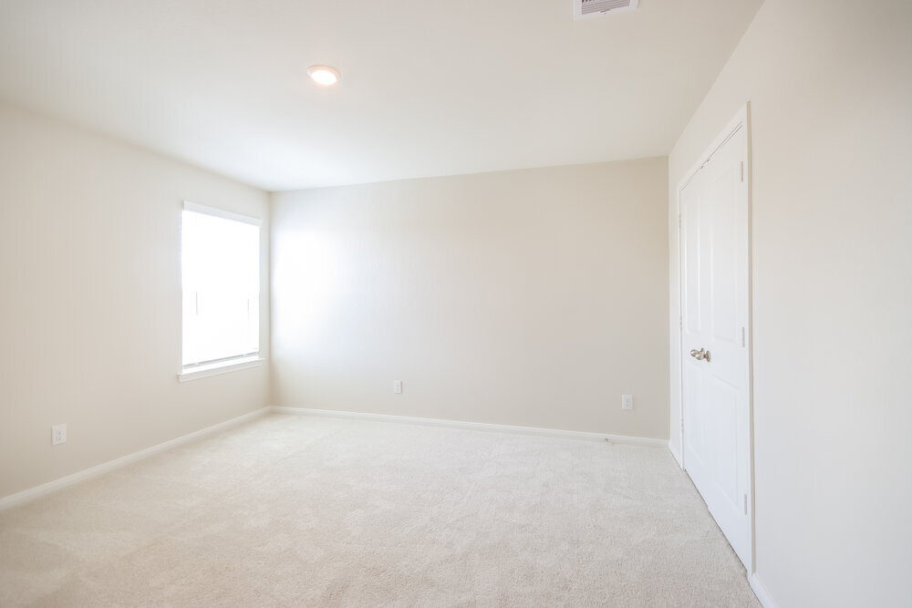Building Photo - 15558 Caramel Spgs Dr