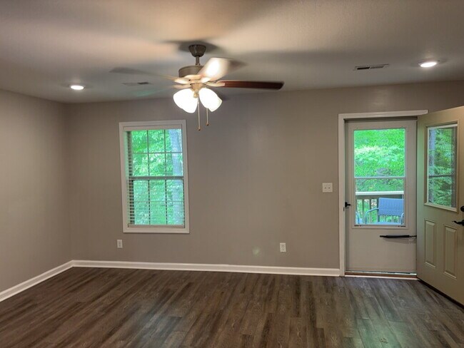 Building Photo - Half off First Month Rent| Sango Townhome- Prime Location for Commutes