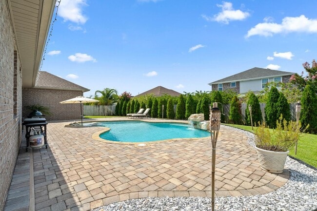Building Photo - 3552 Pelican Bay Cir