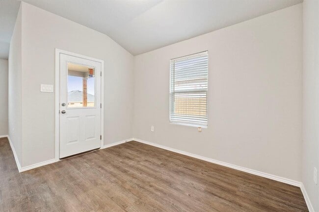 Building Photo - 3209 Ridge Pl