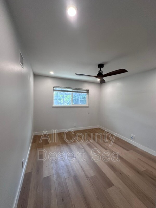 Building Photo - 6922 Paula Cir