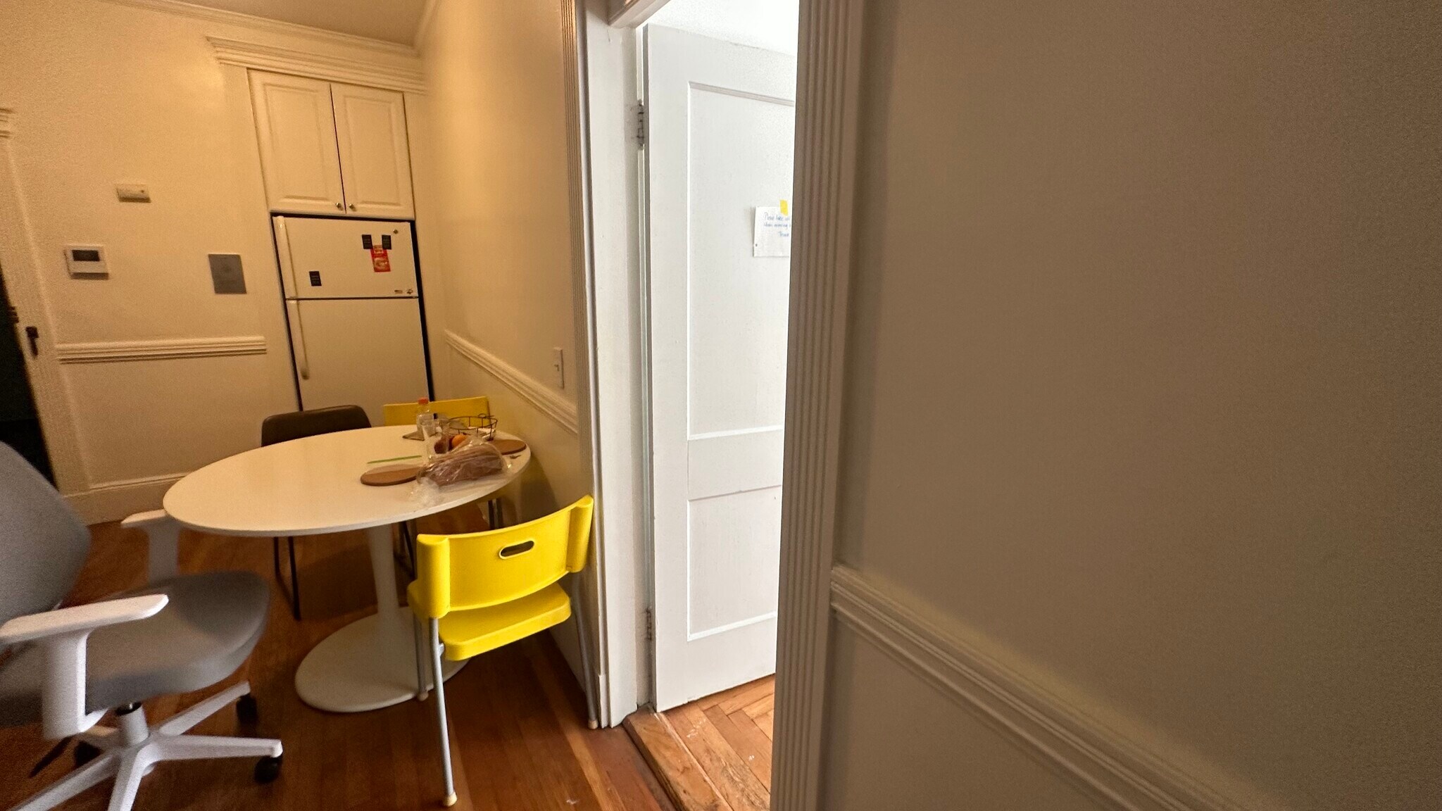 Building Photo - 126 Warren St