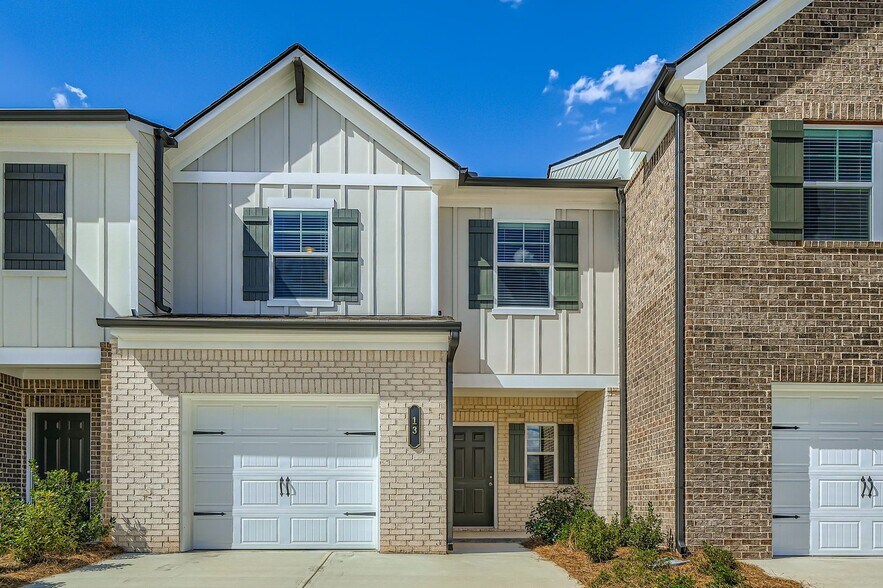 Building Photo - 122 Pyrus Ln