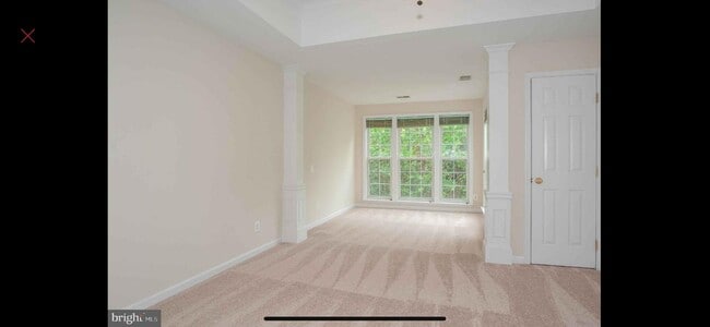 Building Photo - 5448 Summer Leaf Ln