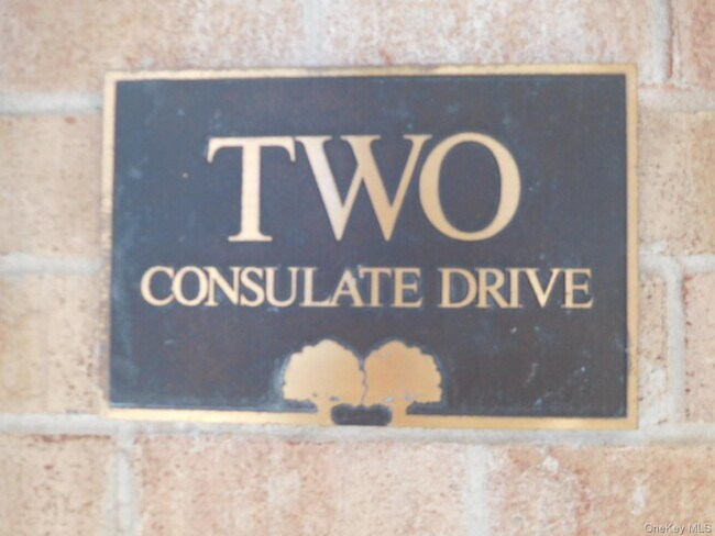 Building Photo - 2 Consulate Dr