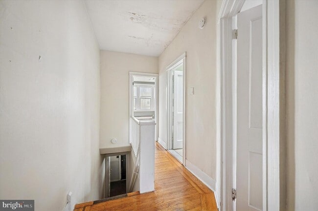 Building Photo - 859 N 21st St