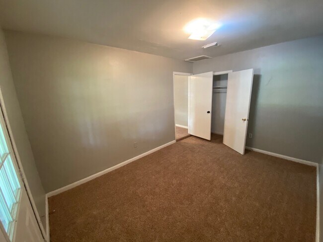 Building Photo - 7634 Claiborne St
