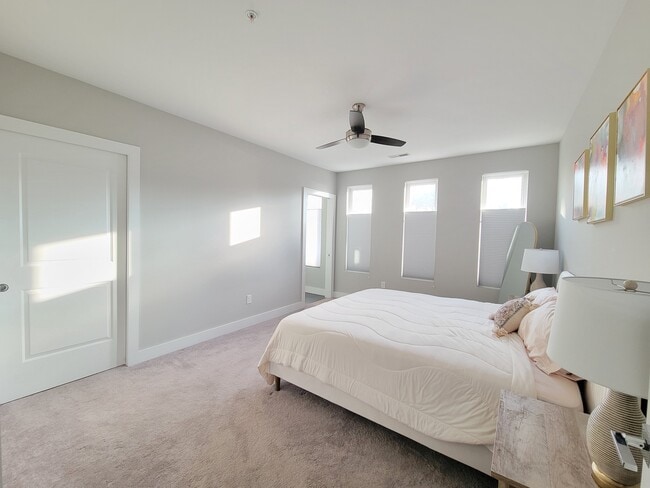 Building Photo - 1020 Pennsylvania Ave