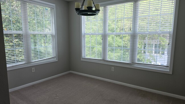 Building Photo - Spacious Two Bedroom Johns Island Condo Ri...