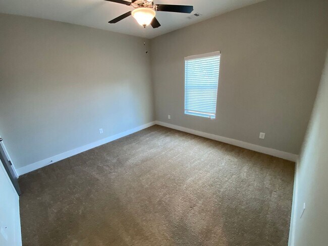 Building Photo - PRE-LEASING FOR AUGUST 10TH, 2026! NEW CONSTRUCTION!