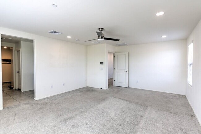 Building Photo - $750.00 MOVE-IN CREDIT TOWARDS FIRST MONTH RENT!!!!! Rancho Sahuarita