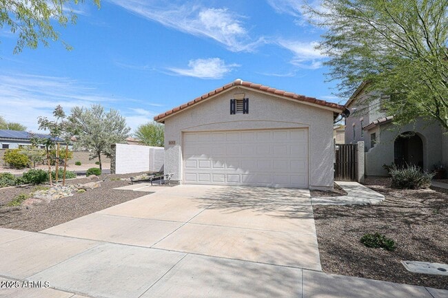 Building Photo - 4013 E Ironhorse Rd