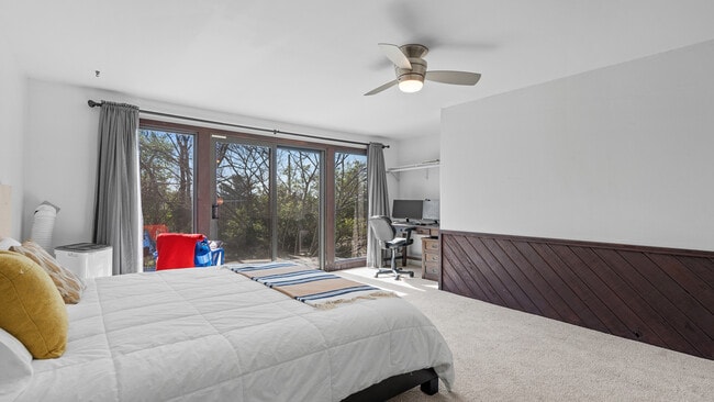 Building Photo - 4300 Bristol St