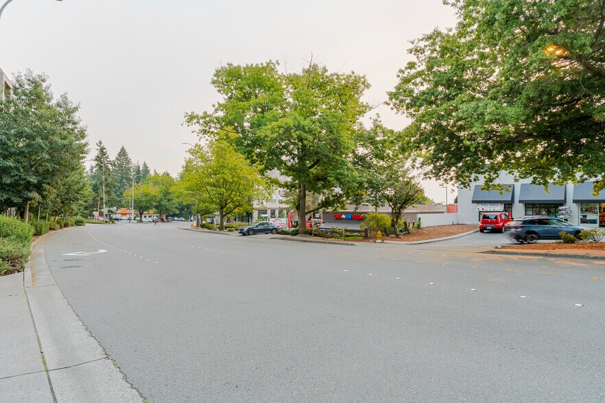 Building Photo - 15522 NE 22 Pl