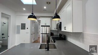 Building Photo - MODERN AND LUXURY 3 BEDROOMS/ 2 FULL BATHR...