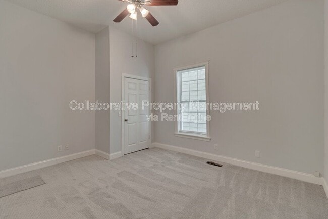 Building Photo - 419 E 31st St