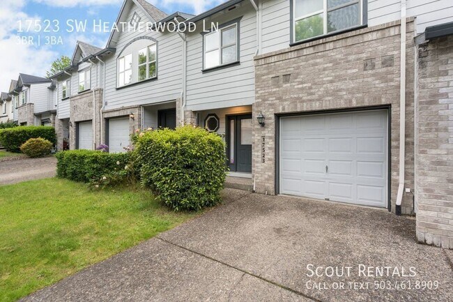 Building Photo - Spacious Sherwood Townhouse!