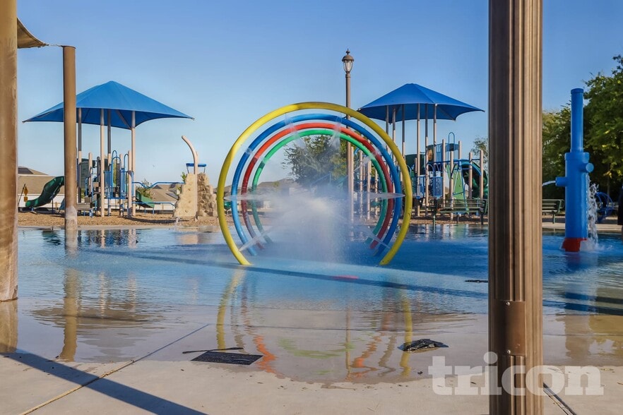 Building Photo - 7007 Capeshaw