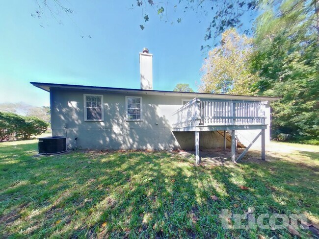 Building Photo - 1020 Woodbridge Hollow N