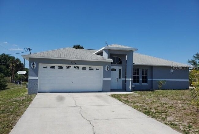 Primary Photo - 3780 Kinney St