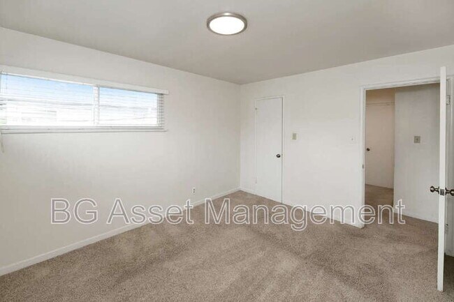 Building Photo - 1403 Carlson Blvd