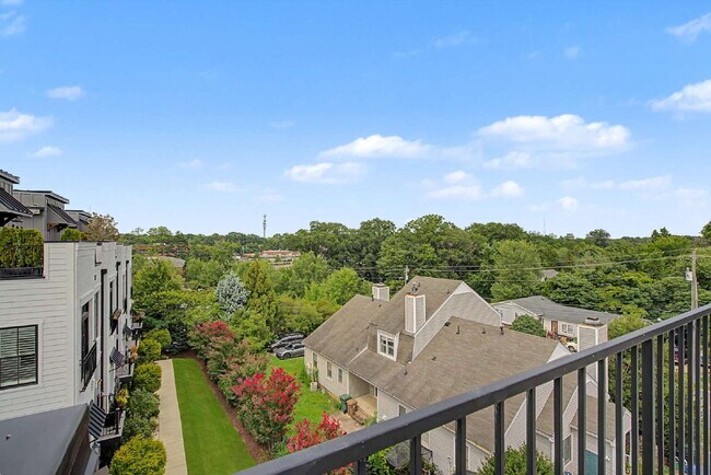 Building Photo - Townhome with Elevator at Park Station in Cary