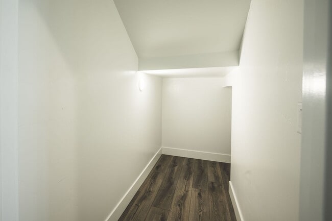 Building Photo - MODERN 4 BED 3 BATH TOWNHOME IN SUGAR CITY
