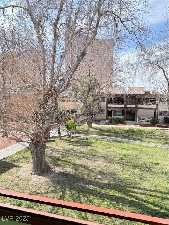 Building Photo - 350 E Desert Inn Rd