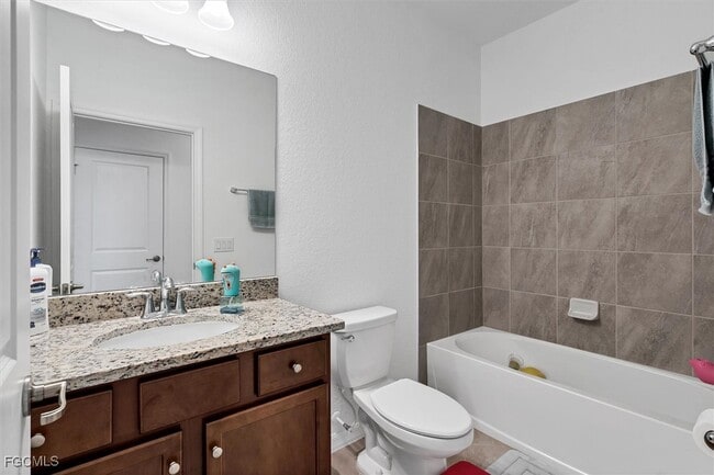 Building Photo - 14646 Cantabria Dr
