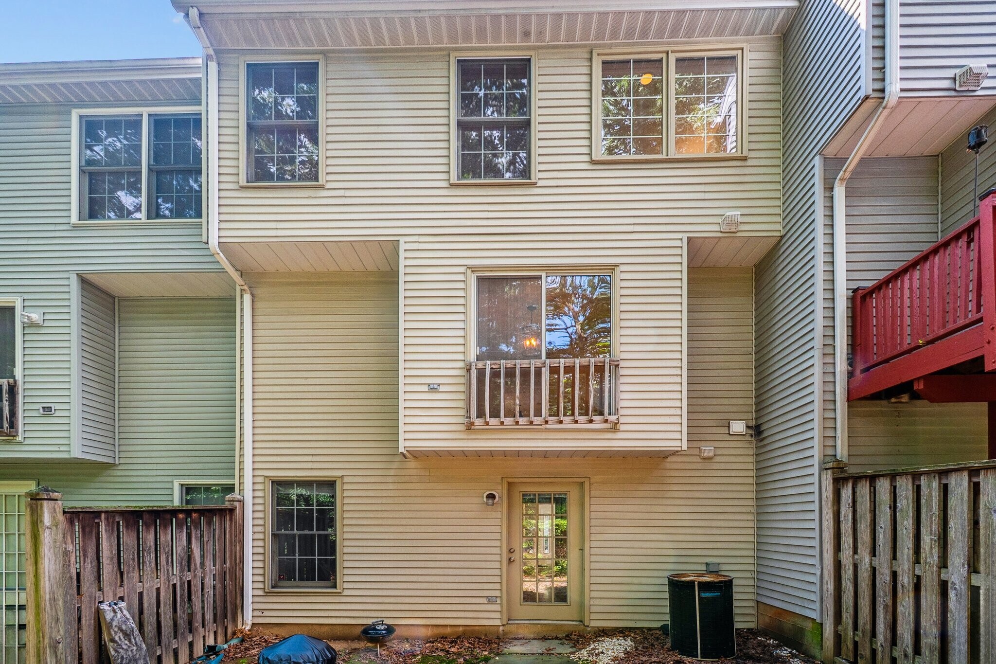 Building Photo - 8410 Woodland Manor Dr