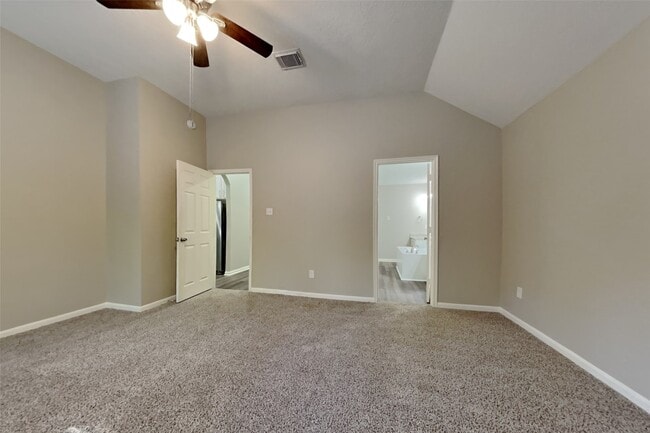 Building Photo - 70 N Creekmist Pl