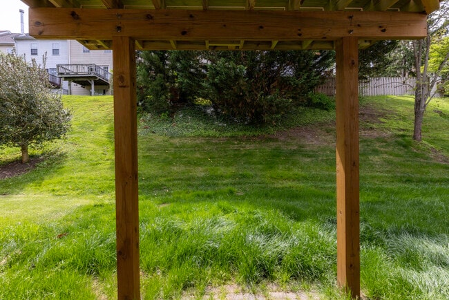 Building Photo - 2056 Griffis Ave