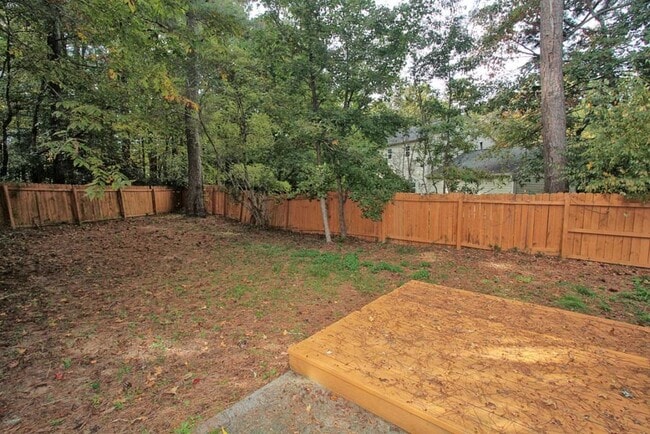 Building Photo - 210 Arborfield Way