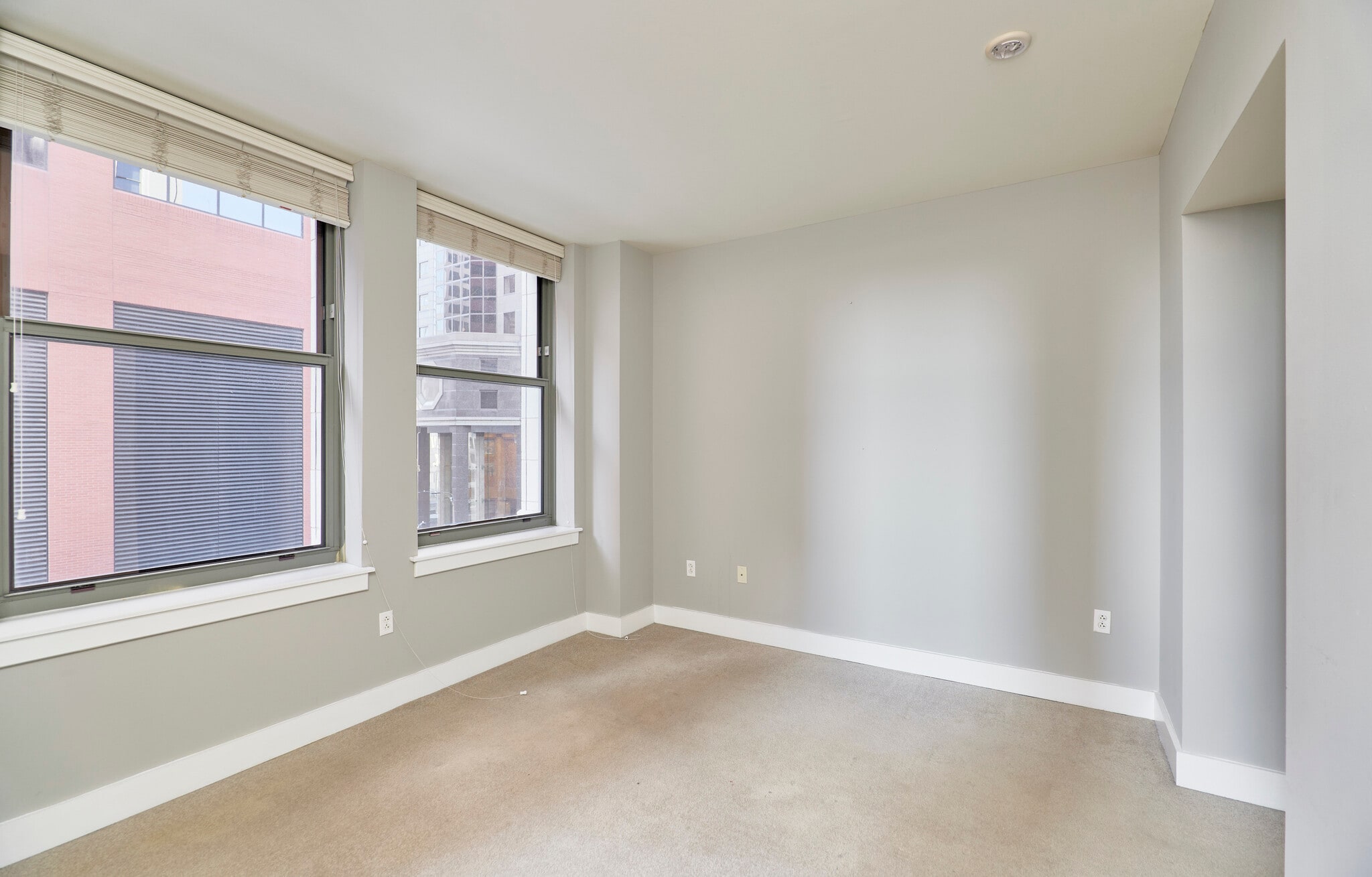 Bedroom 1, Master bedroom - 314 N Broadway