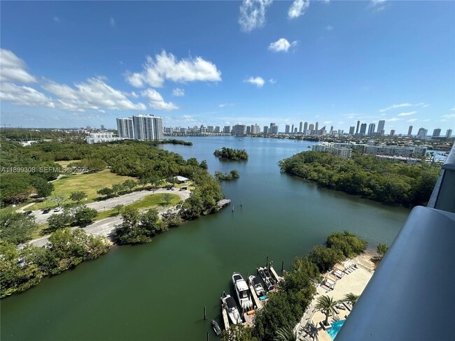 Building Photo - 16385 Biscayne Blvd