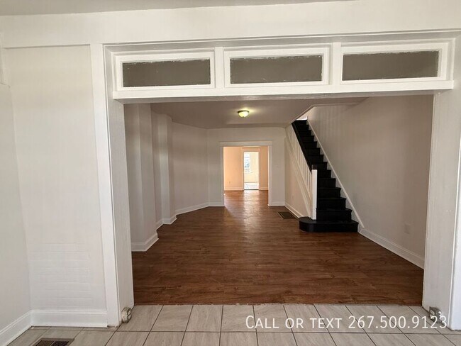 Building Photo - 226 W Ruscomb St