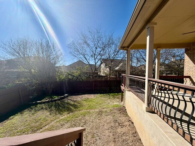 Building Photo - Discover Spacious One-Story Living in Mockingbird Heights!