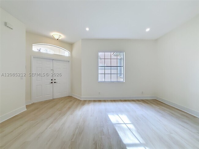 Building Photo - 16204 Opal Creek Dr