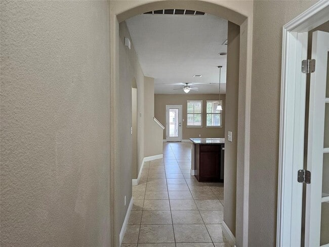 Building Photo - 360 Quarry Ln