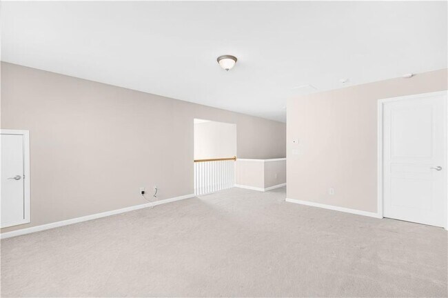 Building Photo - 315 Dexter Dr