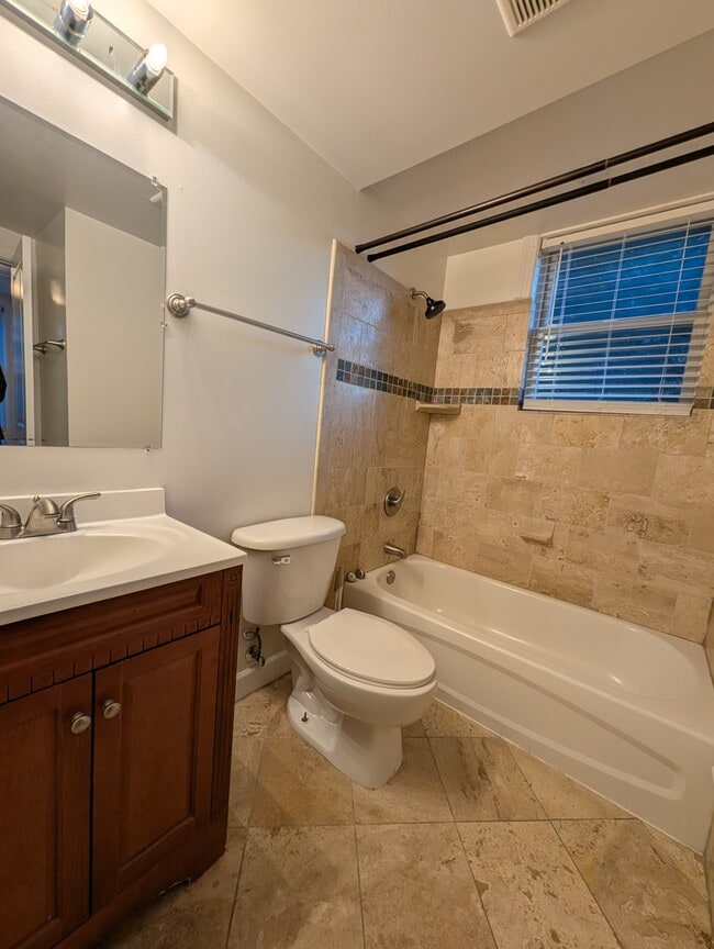 Building Photo - 5040 1st St NW