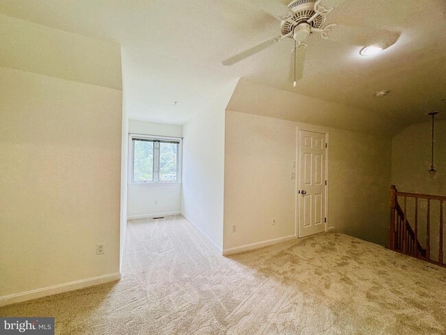 Building Photo - 640 Oakland Hills Dr