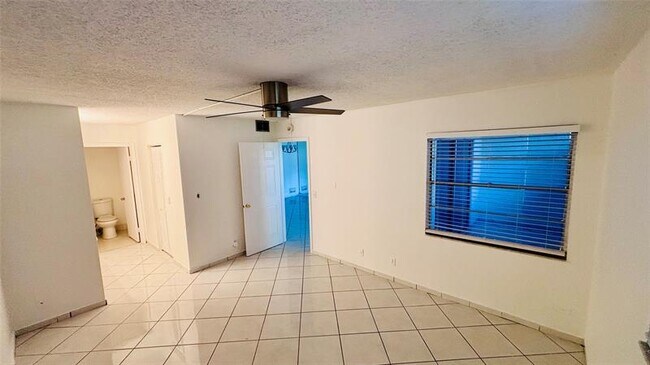 Building Photo - 1200 SW 124th Terrace