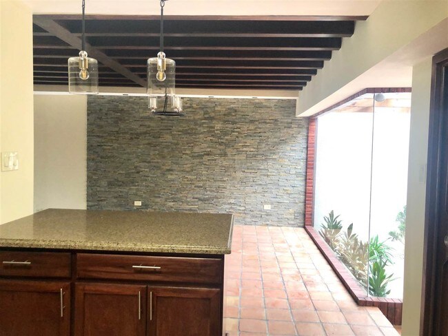 Building Photo - 7702 Springfield Ave